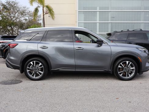 Certified 2025 INFINITI QX60 Luxe w/ Cargo Package image 11