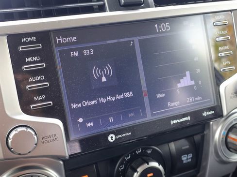 Used 2024 Toyota 4Runner SR5 Premium image 5