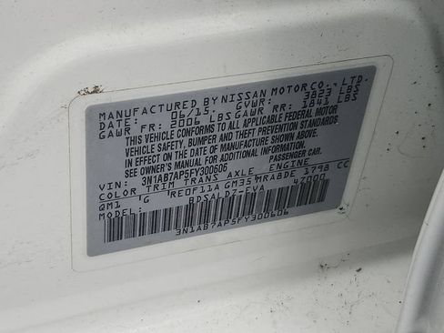 Used 2015 Nissan Sentra SV FWD image 19