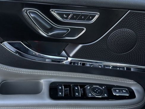 Used 2023 Lincoln Corsair Reserve w/ Equipment Group 201A image 14