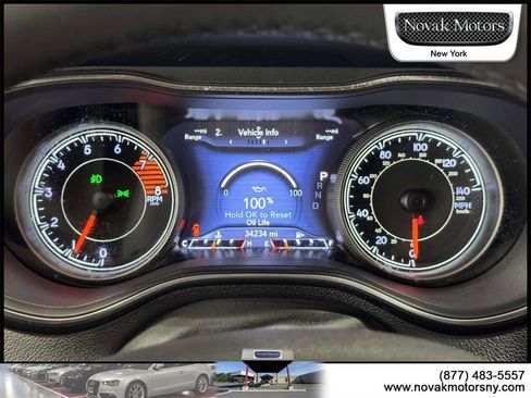 Used 2022 Jeep Cherokee Limited image 18