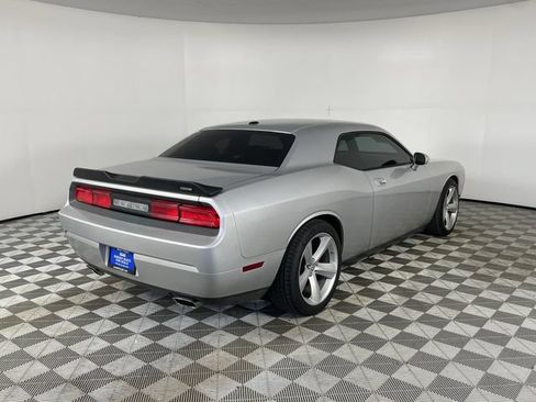 Used 2009 Dodge Challenger SRT8 w/ SRT Option Group II RWD image 14