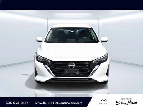 Used 2024 Nissan Sentra S image 2