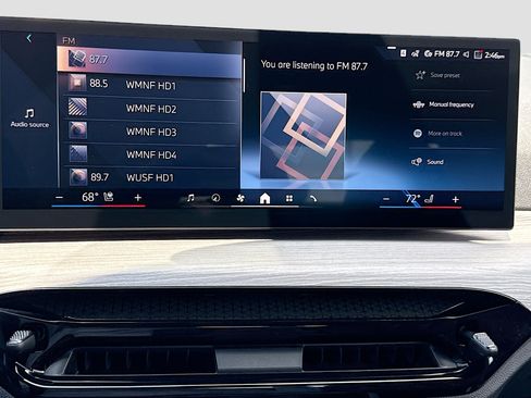 New 2026 BMW 330i Sedan w/ M Sport Package RWD image 32