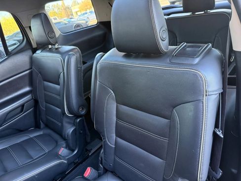 Used 2017 GMC Acadia Denali image 46