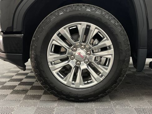 Used 2023 GMC Sierra 1500 Denali AWD/4WD image 16