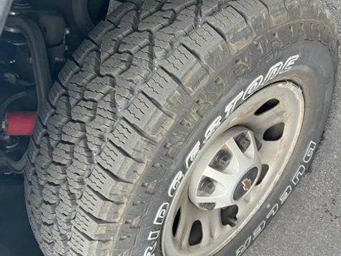 Used 2024 Chevrolet Silverado 2500 W/T w/ WT Convenience Package image 2