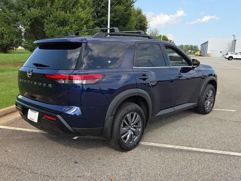 New 2026 Nissan Pathfinder SV FWD image 12