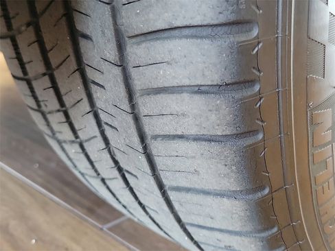 Used 2008 Ford Mustang Bullitt image 21