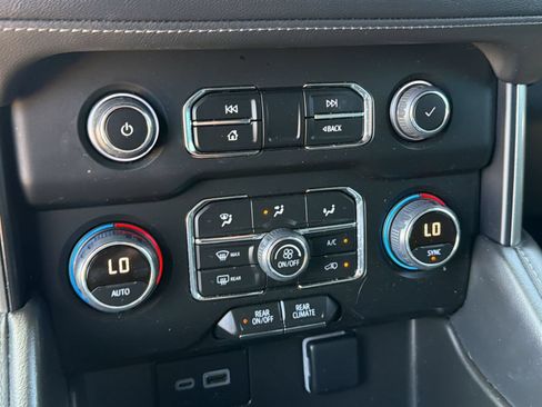 Used 2023 Chevrolet Tahoe LS RWD image 20