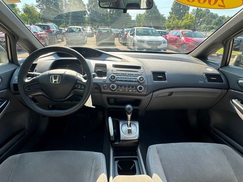 Used 2006 Honda Civic LX image 9