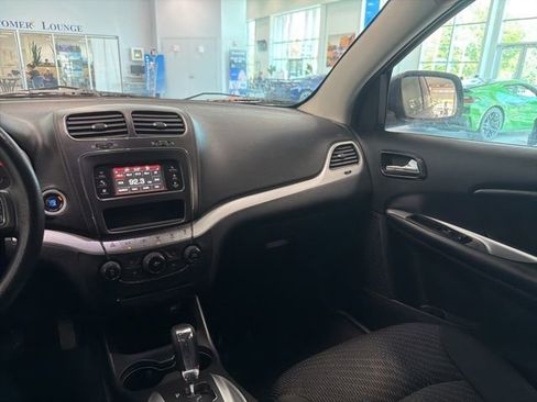 Used 2012 Dodge Journey SXT w/ Popular Equipment Group FWD image 20
