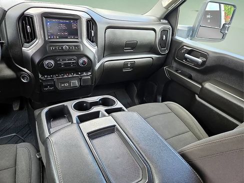 Used 2025 Chevrolet Silverado 2500 Custom w/ Custom Value Package AWD/4WD image 15