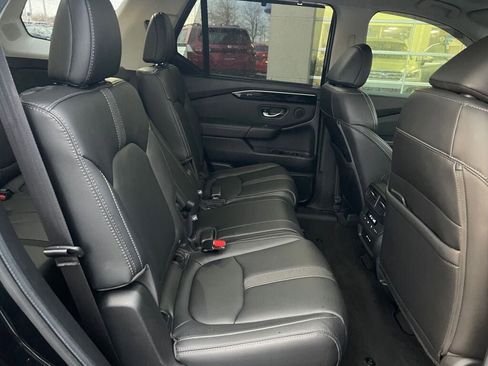 Certified 2024 Honda Pilot Touring image 20