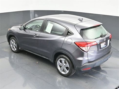 Certified 2021 Honda HR-V LX image 32