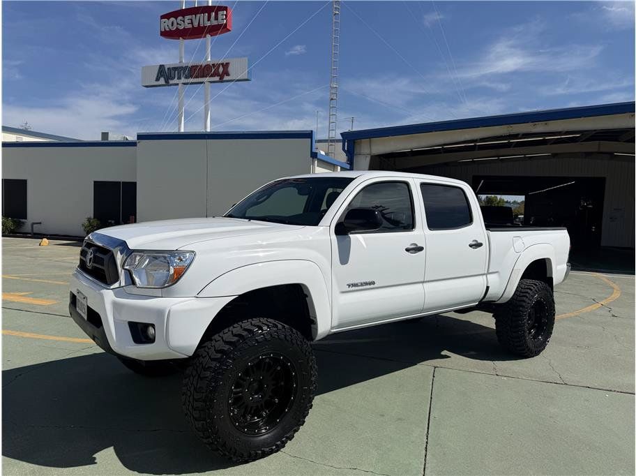 Used 2012 Toyota Tacoma 4x4 Double Cab image 1