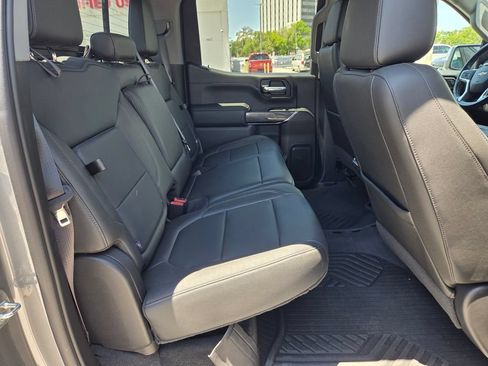 Used 2022 Chevrolet Silverado 1500 LTZ AWD/4WD image 13