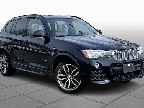 Used 2017 BMW X3 xDrive28i image 3