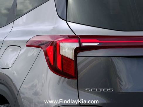 New 2026 Kia Seltos LX FWD image 14