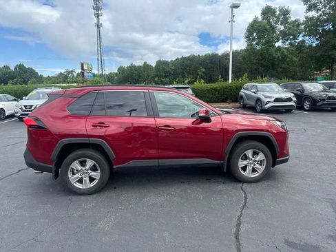 Used 2025 Toyota RAV4 XLE FWD image 8