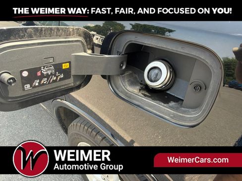Used 2022 Dodge Durango R/T AWD/4WD image 7