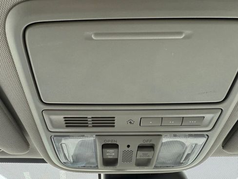 Used 2016 Honda Odyssey EX-L image 23