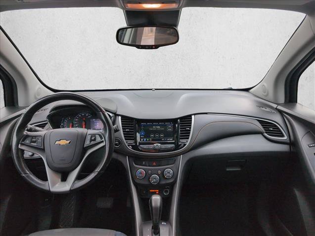 Used 2019 Chevrolet Trax LT w/ LT Convenience Package FWD image 24