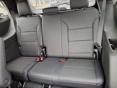 New 2026 Chevrolet Traverse LT w/ Driver Confidence Package image 11