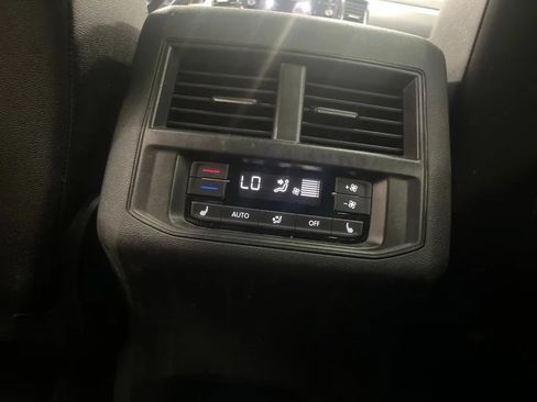 Used 2023 Volkswagen Atlas SEL Premium AWD/4WD image 27