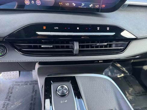 New 2027 Buick Enclave Sport Touring FWD image 25