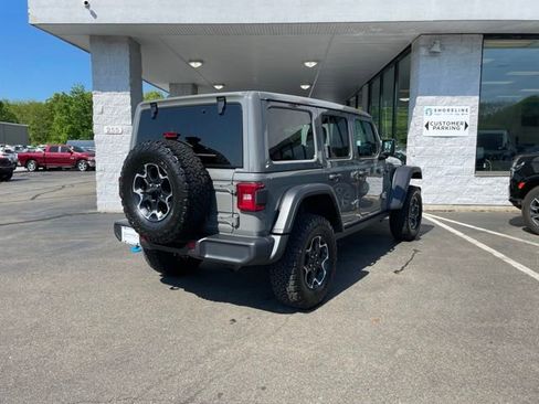 Used 2023 Jeep Wrangler Unlimited Rubicon 4xe w/ Cold Weather Group AWD/4WD image 6
