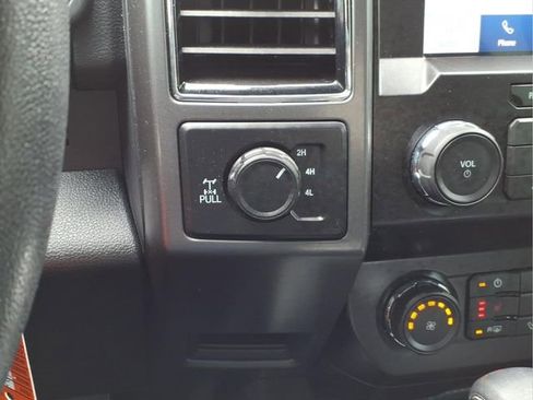 Used 2020 Ford F150 XLT w/ Equipment Group 302A Luxury image 28