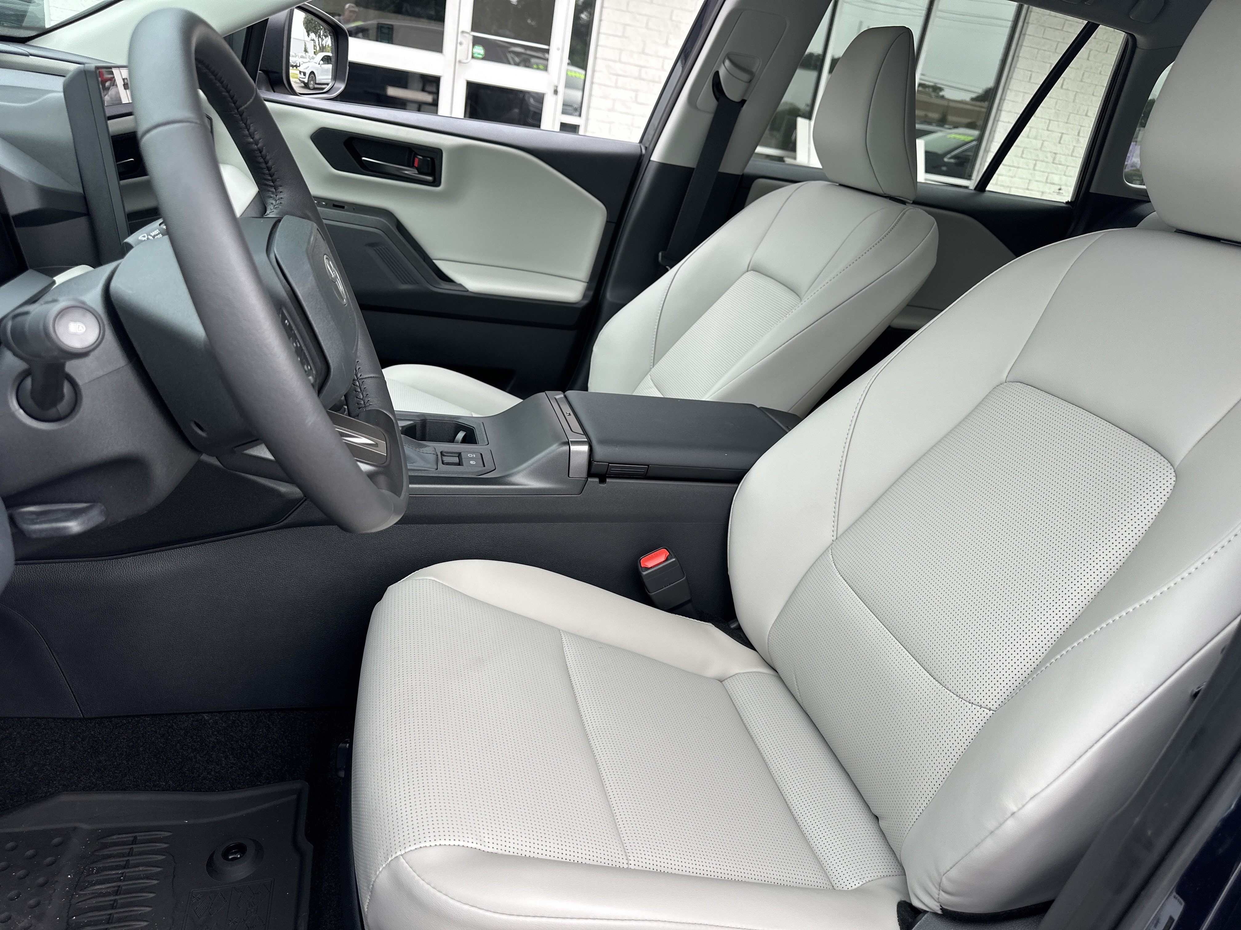Used 2026 Toyota RAV4 XLE Premium FWD image 11