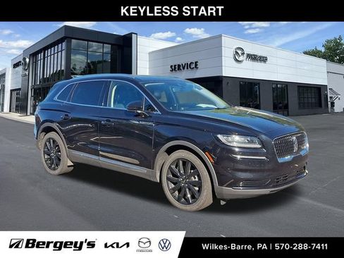 Used 2023 Lincoln Nautilus Reserve w/ Monochromatic Package AWD/4WD image 5