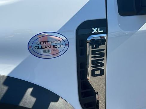 New 2025 Ford F550 4x4 Regular Cab Super Duty image 9