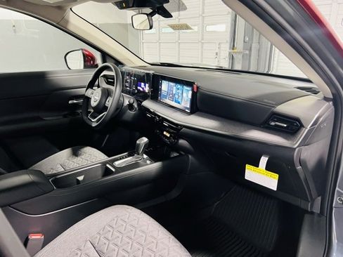 New 2026 Nissan Kicks SV image 30