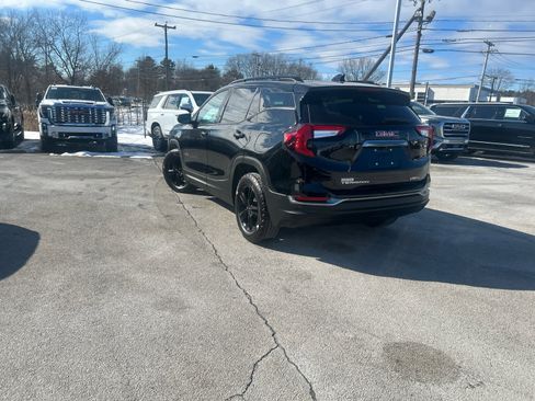 Used 2023 GMC Terrain AT4 w/ Infotainment Package II image 4