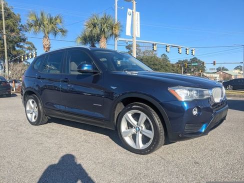 Used 2017 BMW X3 xDrive28i image 2