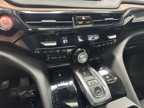 Used 2022 Acura MDX SH-AWD image 23