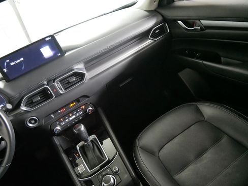 Used 2025 MAZDA CX-5 AWD 2.5 S w/ Preferred Package image 11