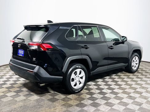 Used 2024 Toyota RAV4 LE image 8
