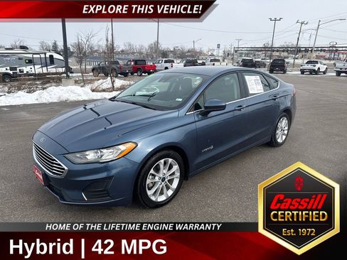 Used 2019 Ford Fusion SE image 1