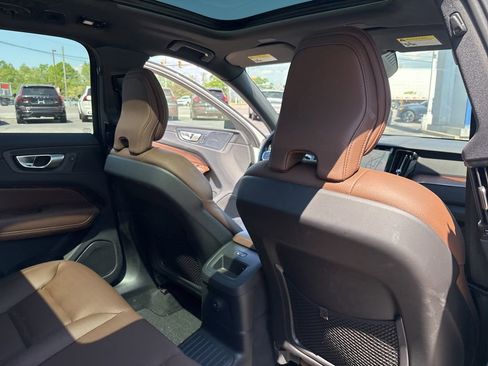 Certified 2024 Volvo XC60 T8 Plus w/ Protection Package Premier AWD/4WD image 35