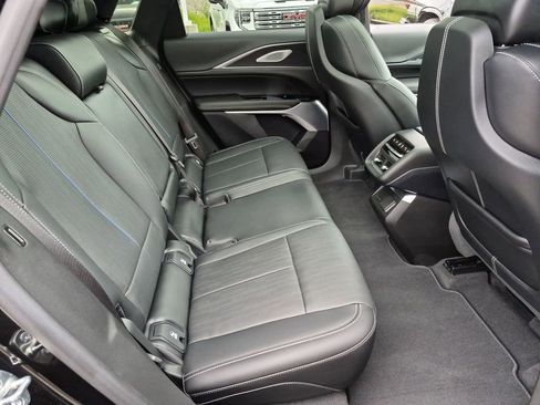 Used 2026 Cadillac Lyriq V AWD/4WD image 20