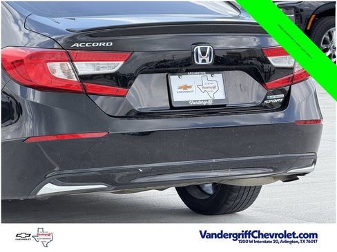 Used 2022 Honda Accord Sport image 6