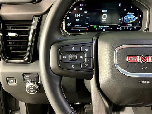 Used 2024 GMC Sierra 2500 AT4 w/ AT4 Premium Plus Package AWD/4WD image 11