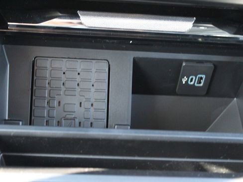 New 2025 Ford F350 Lariat w/ Lariat Ultimate Package image 27