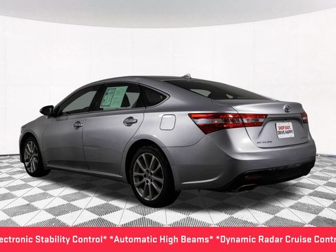 Used 2014 Toyota Avalon Limited image 13