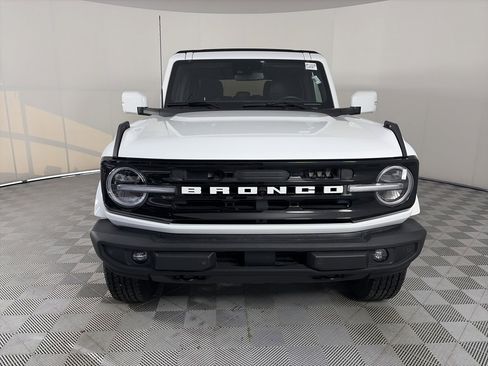 Certified 2022 Ford Bronco Outer Banks image 2