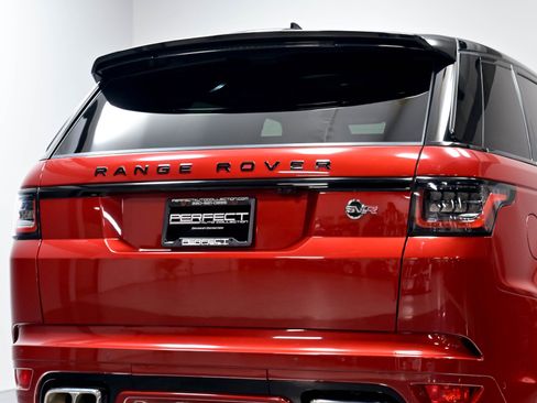 Used 2022 Land Rover Range Rover Sport SVR Carbon Edition AWD/4WD image 79